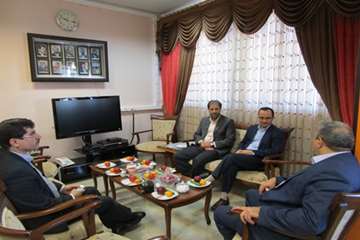 دیدار مدیر کل دامپزشکی استان مرکزی  با مدیرکل صدا و سیمای استان 