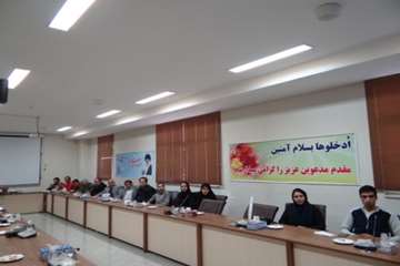 جلسه با اتحادیه مرغداران، مسولین فنی و  بخش خصوصی شهرستان اراک 