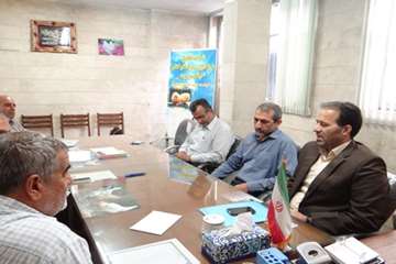 دیدار و نشست صمیمی مدیرکل دامپزشکی استان مرکزی با اعضای اتحادیه مرغداران مرغ تخم گذار 