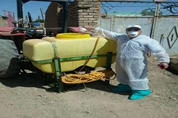 آغاز سمپاشی دامهای روستایی جهت پیشگیری از بیماری مشترک تب خونریزی دهنده کریمه - کنگو