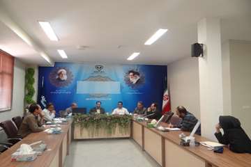 برگزاری جلسه رفع نواقص بهداشتی واحدهای تخم گذار در زمان پولت ریزی در اداره کل دامپزشکی استان  مرکزی