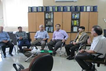 بازدید مدیران کل سازمان دامپزشکی کشور از شرکت پرورش ماهیان زینتی درمحلات