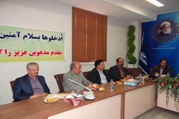 جلسه رییس سازمان نظام دامپزشکی کشور با فعالان بخش خصوصی در اداره کل