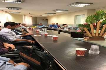 جلسه بخش خصوصی ساوه با  رئیس نظام دامپزشکی  در شبکه دامپزشکی ساوه