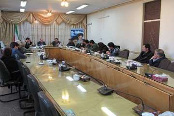 حضور مدیرکل دامپزشکی استان مرکزی در جلسه ستاد پیشگیری آنفلوانزای پرندگان در فرمانداری اراک 