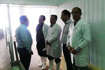 بازدید مدیرکل از کشتارگاه طیور در شازند