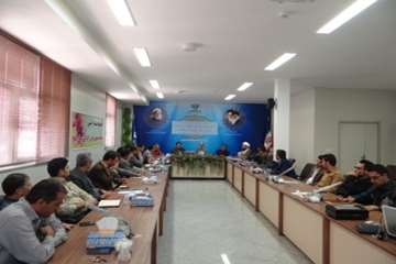 جلسه شورای هماهنگی دامپزشکی استان مرکزی با حضور رییس سازمان دامپزشکی کشور و بخش خصوصی 