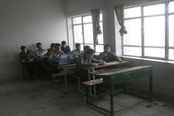 کلاس آموزشی بیماریهای مشترک در مدرسه شبانه روزی اندیشه