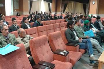 دوره آموزشی بهداشت دام و طیور مدد جویان کمیته امداد با همکاری اداره کل دامپزشکی استان مرکزی