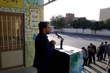 برگزاری دوره های آموزشی بهداشتی-دامپزشکی در مدارس استان مرکزی 