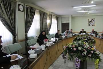 نشست بررسی کاهش دوره تولید مرغ گوشتی