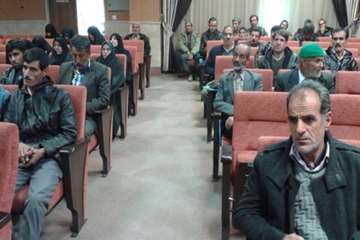 دوره آموزشی بهداشت دام و طیور مدد جویان کمیته امداد با همکاری اداره کل دامپزشکی استان مرکزی