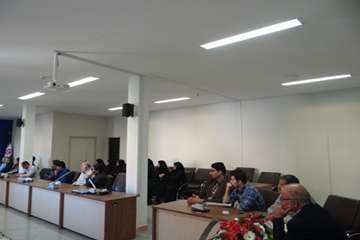 برگزاری دوره آموزشی تفسیر سوره نحل در اداره کل دامپزشکی استان مرکزی