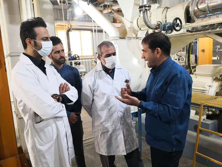 جهش صادرات دامپزشکی استان مرکزی، از خوراک طیور تا لبنیات