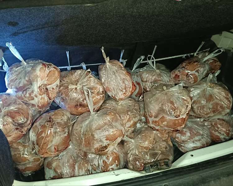 کشف و توقیف اجزای حرام و غیر بهداشتی در شهرستان اراک 