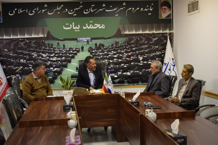  دیدار مدیرکل دامپزشکی استان مرکزی با نماینده مردم خمین در مجلس شورای اسلامی 